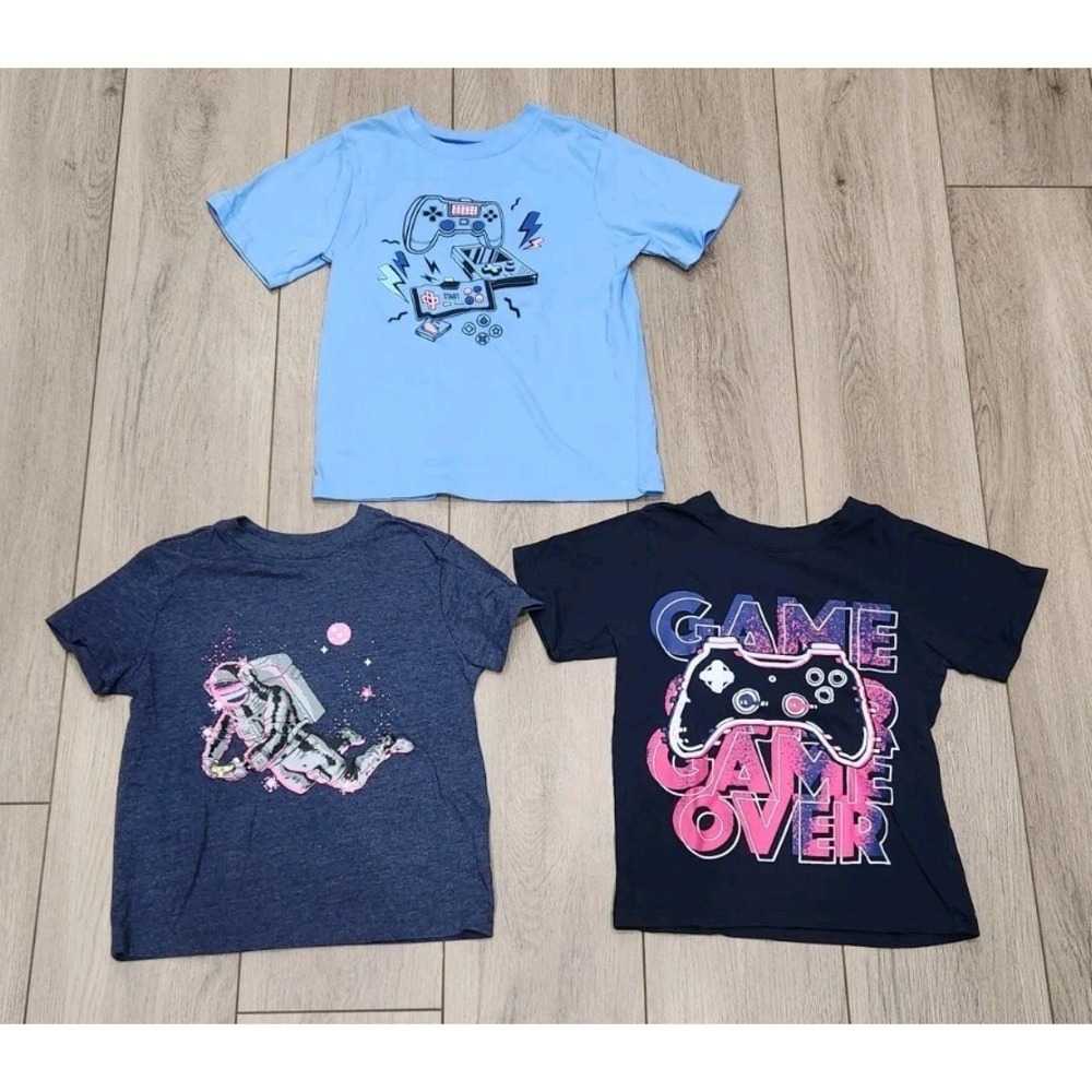 Girls Gamer‎ Graphic Tees Shirts (Lot Of 3)  Size XS (4-5/6-7) Pink & Blue